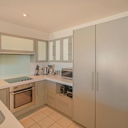 Tairua Waterfront Retreat - Tairua Apartment Екстериор снимка