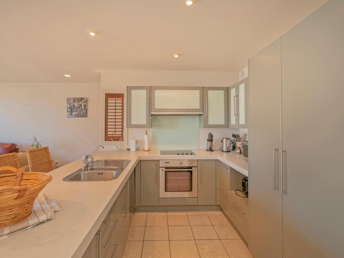 Tairua Waterfront Retreat - Tairua Apartment Екстериор снимка