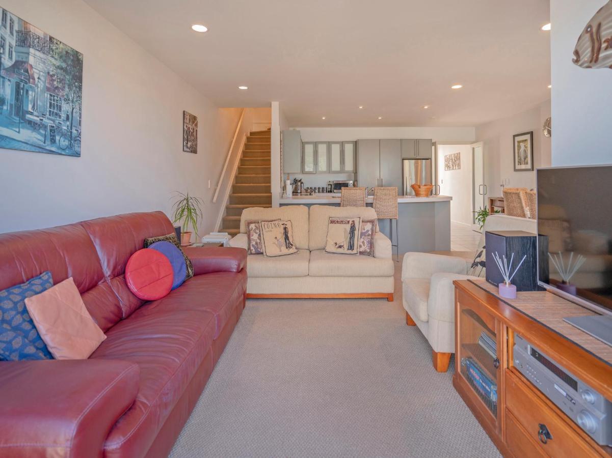 Tairua Waterfront Retreat - Tairua Apartment Екстериор снимка