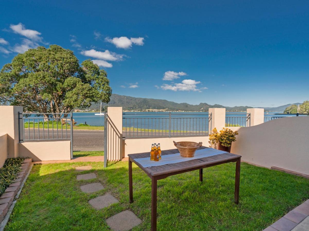 Tairua Waterfront Retreat - Tairua Apartment Екстериор снимка